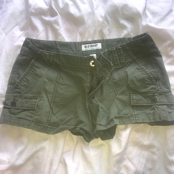 Shorts - Picture 1 of 2